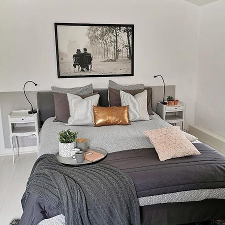 Bed and Breakfast Aux Champés Saussignac Esterno foto