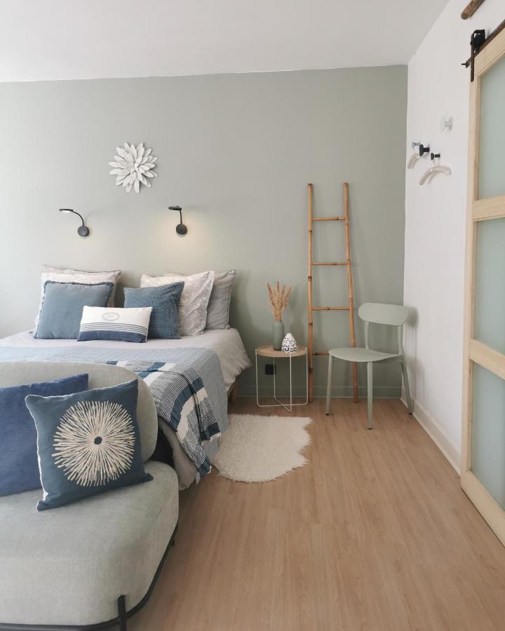 Bed and Breakfast Aux Champés Saussignac Esterno foto